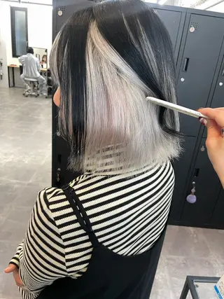 ミディアム ハイトーン特化/ モエ🍑のヘアスタイル