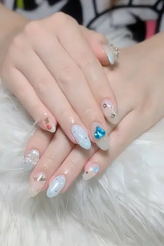 ネイル m&pPrivate nailsalonのネイルデザイン