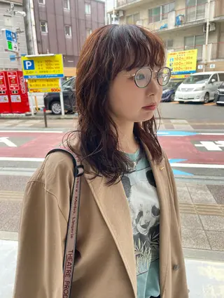 ミディアム パーマ 渥美 怜子のヘアスタイル