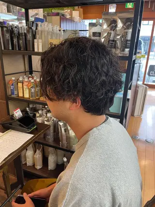 ミディアム ルキ🌈ブリーチカラ ー&メンズパーマ🦄のヘアスタイル