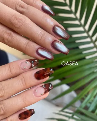 ネイル 🌞💜 KAORI 🌴のネイルデザイン