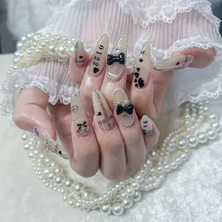 ネイル M.Y ネイル🩷のネイルデザイン