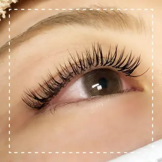 マツエク・マツパ MAQUIA 心斎橋店 川口のマツエク・マツパデザイン