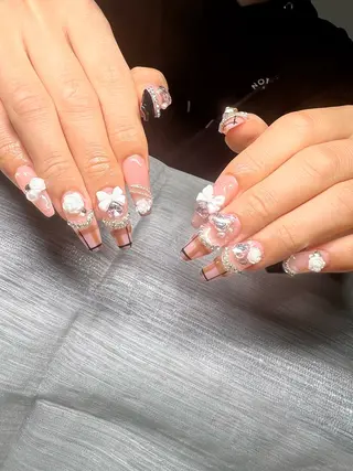 ネイル Lee Nailsのネイルデザイン