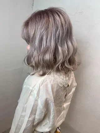 ショート カラー 🇰🇷カルマパーマ kaito🇰🇷のヘアスタイル