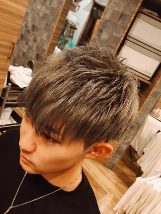 カラー ゼロスバーバーショップ所属・予約1000件超 ✨メンズパーマのヘアスタイル