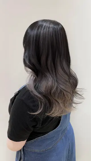 ロング 池田 早穂のヘアスタイル