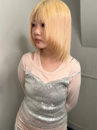 セミロング カラー land所属・透明感カラー/レイヤ ー🌙Honokaのヘアスタイル