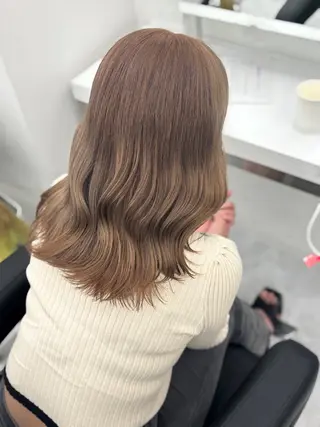 セミロング 韓国ヘア/ブリーチ無 しWカラー/オリーブのヘアスタイル