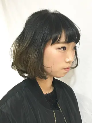 ショート ミディアム カラー パーマ ハイトーン特化🤍 浦住のヘアスタイル