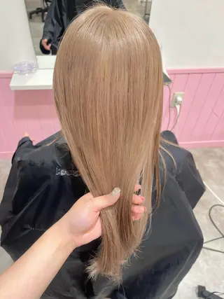 カラー 心斎橋/ブロンド/ ペールカラー/あみかのヘアスタイル