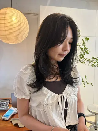 セミロング 🍑透明感hair ・NENE🍑のヘアスタイル