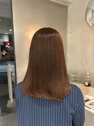 ミディアム カラー 馬場 菜乃夏のヘアスタイル