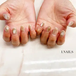 ネイル アイネイルズ所属・早川 梓のネイルデザイン