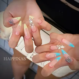 ネイル HAPPINAS ののかのネイルデザイン