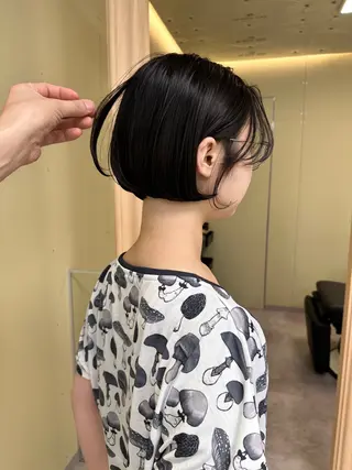 ミディアム ボブ/ぱつっとボブ/ 谷口 海星のヘアスタイル