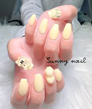 ネイル Sunnyサニー所属・桝井 春奈のネイルデザイン