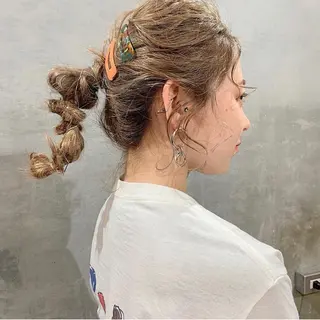 ミディアム カラー ヘアアレンジ ツキノキ ミナのヘアスタイル