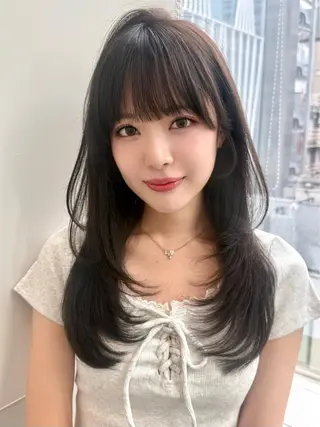 セミロング SALOWIN銀座六丁目店所属・津田 怜果のヘアスタイル