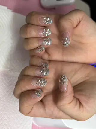 ネイル TRU NAIL & EYE 池袋店所属・本田 麻尋のネイルデザイン