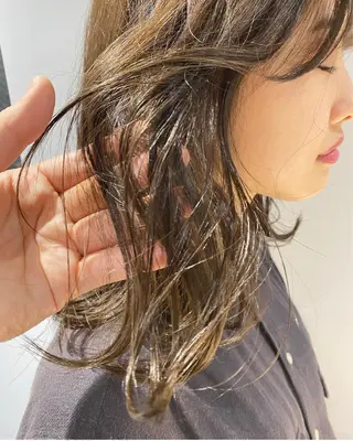 ミディアム カラー ボブ、ミディアム得意 🤍Emmy🤍のヘアスタイル