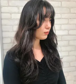 ロング パーマ abilita AZUSAのヘアスタイル