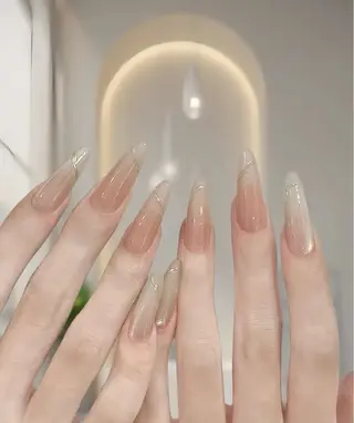 ネイル 佐藤 依娜のネイルデザイン