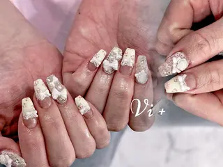 ネイル ✨Nailsalon Vi+✨のネイルデザイン