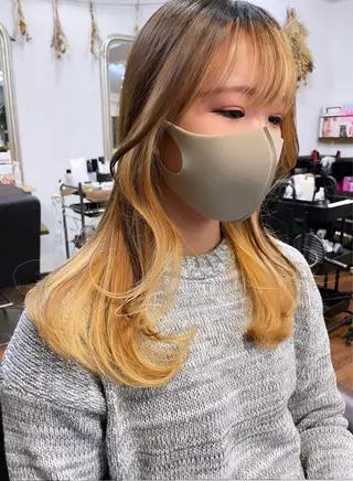ロング レイヤーカット、 大人可愛い　中村美羅のヘアスタイル