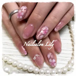 ネイル Nailsalon Lilyのネイルデザイン