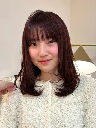 ミディアム カラー グレージュ/レイヤー /ボブ/moyu🎀のヘアスタイル