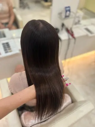 ロング カラー 江藤 舞美のヘアスタイル