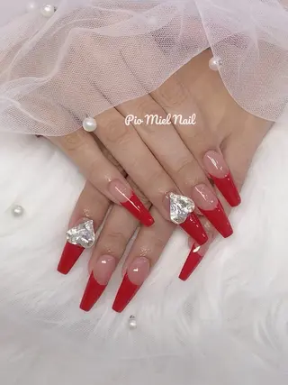 セミロング Pio Mielのネイルデザイン