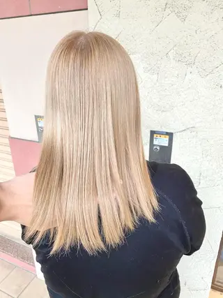 ミディアム 日野 和也のヘアスタイル