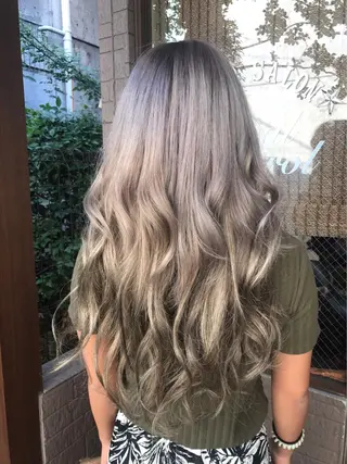 ミディアム カラー 韓国ヘア🤍髪質改善 🇰🇷AKANEのヘアスタイル