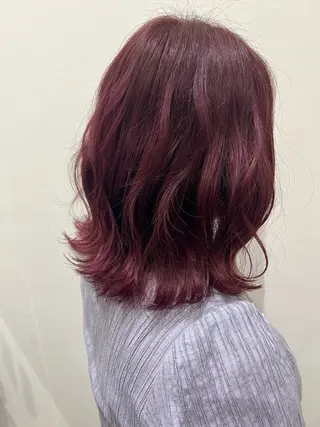 ミディアム たかはし あかりのヘアスタイル