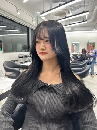 ロング カラー エフェクトブリーチ／ レイヤーカット／翔のヘアスタイル