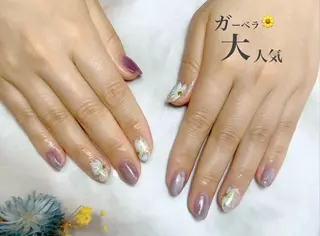 ネイル 内田 恵美のマツエク・マツパデザイン