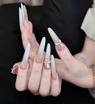 ネイル U.mi Nail Salonのネイルデザイン