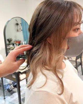 ロング カラー 🌈re-room EIKI🇰🇷のヘアスタイル
