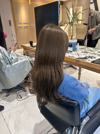 ロング カラー ハイレイヤー/ウルフ 吉田ジョウのヘアスタイル