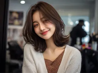 セミロング カラー 佐藤 万倫💞⭐️のヘアスタイル