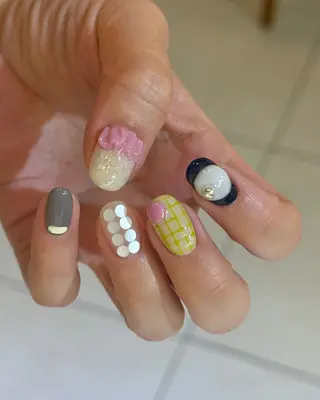 ネイル 深田 美雪のネイルデザイン