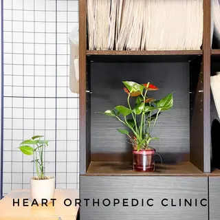 お顔のむくみたるみ 専門☆美容鍼小顔矯正のエステ・リラクイメージ