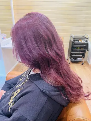 ロング cyan所属・cyan Amiのヘアスタイル