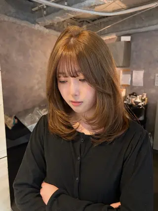 セミロング カラー 🩶mana🩶艶髪 /カラーオンカラーのヘアスタイル