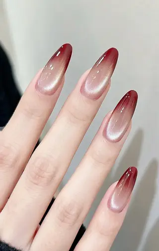 ネイル 高木 維麗絲のネイルデザイン