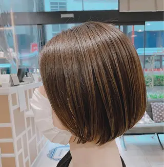 ショート カラー 馬場智哉 白髪ぼかしハイライトのヘアスタイル