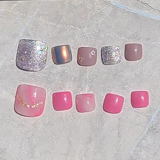 ネイル 6RokuHair（ロクヘアー)所属・門川 茉奈美のネイルデザイン