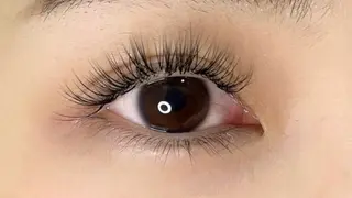 マツエク・マツパ 矢澤 まなみの眉毛・アイブロウイメージ